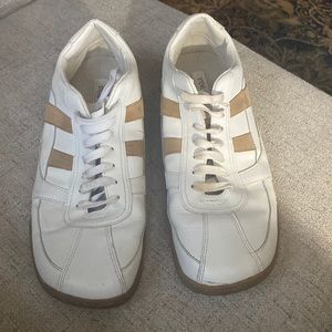 Steve Madden P Garret white and brown leather athletic shoes size 11